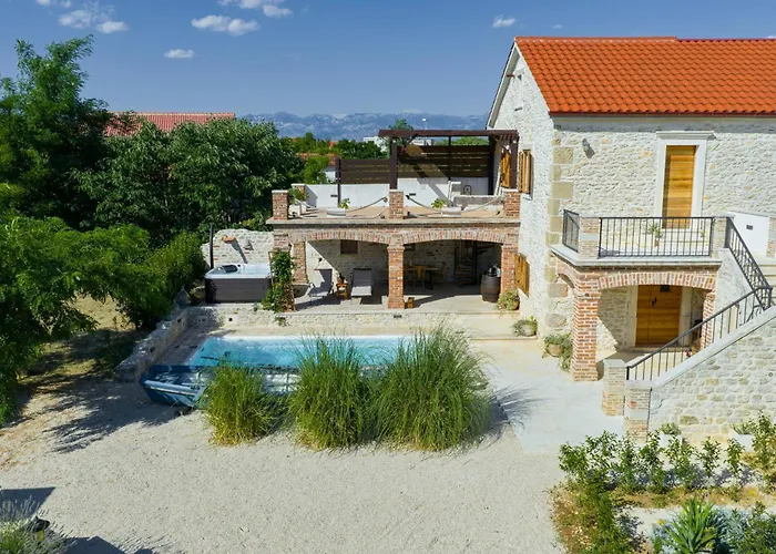 Villa Gland Nin