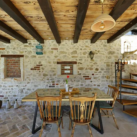 Gland Villa *